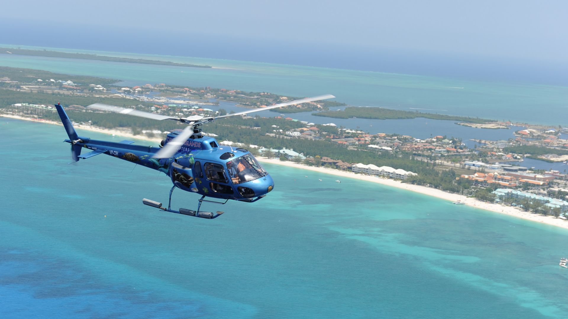 Helikopterflug über Grand Cayman (mit Stingray City)