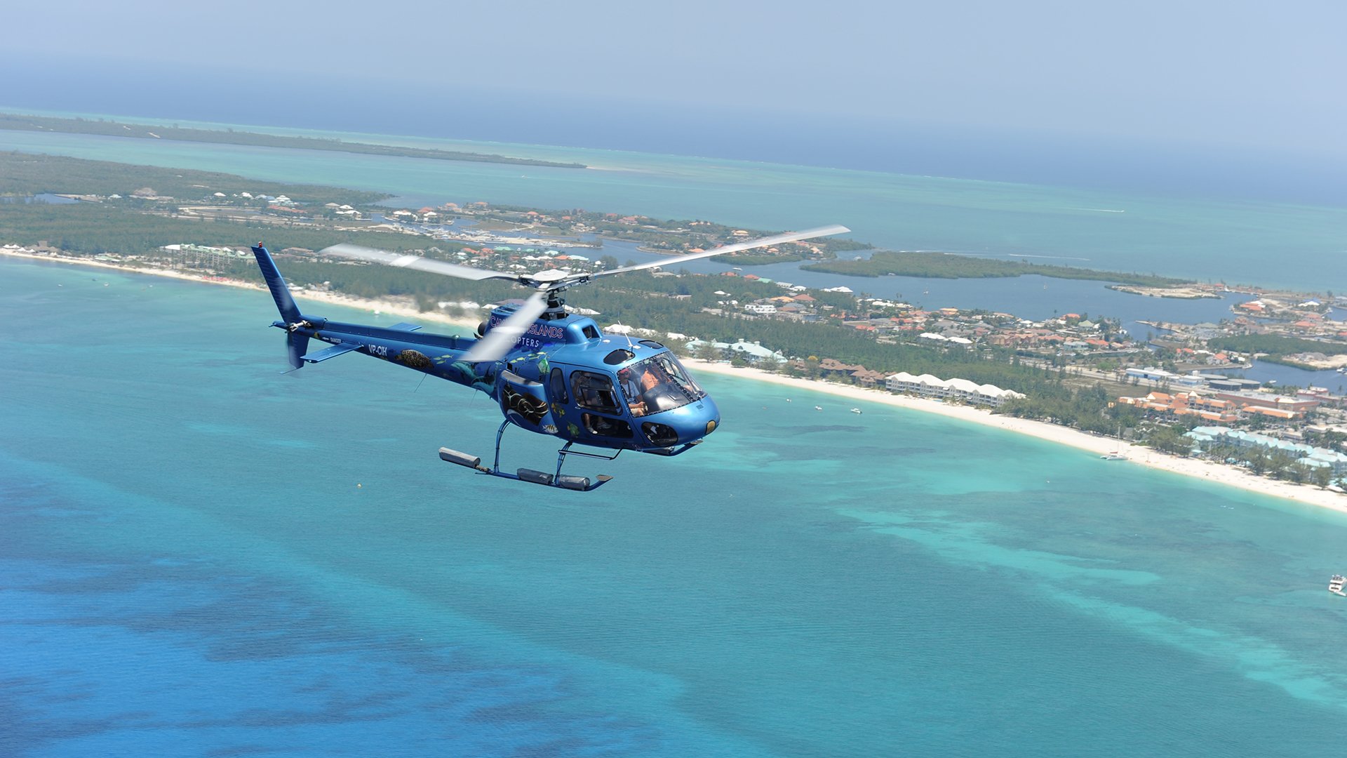 Helikopterflug über Grand Cayman (mit Stingray City)