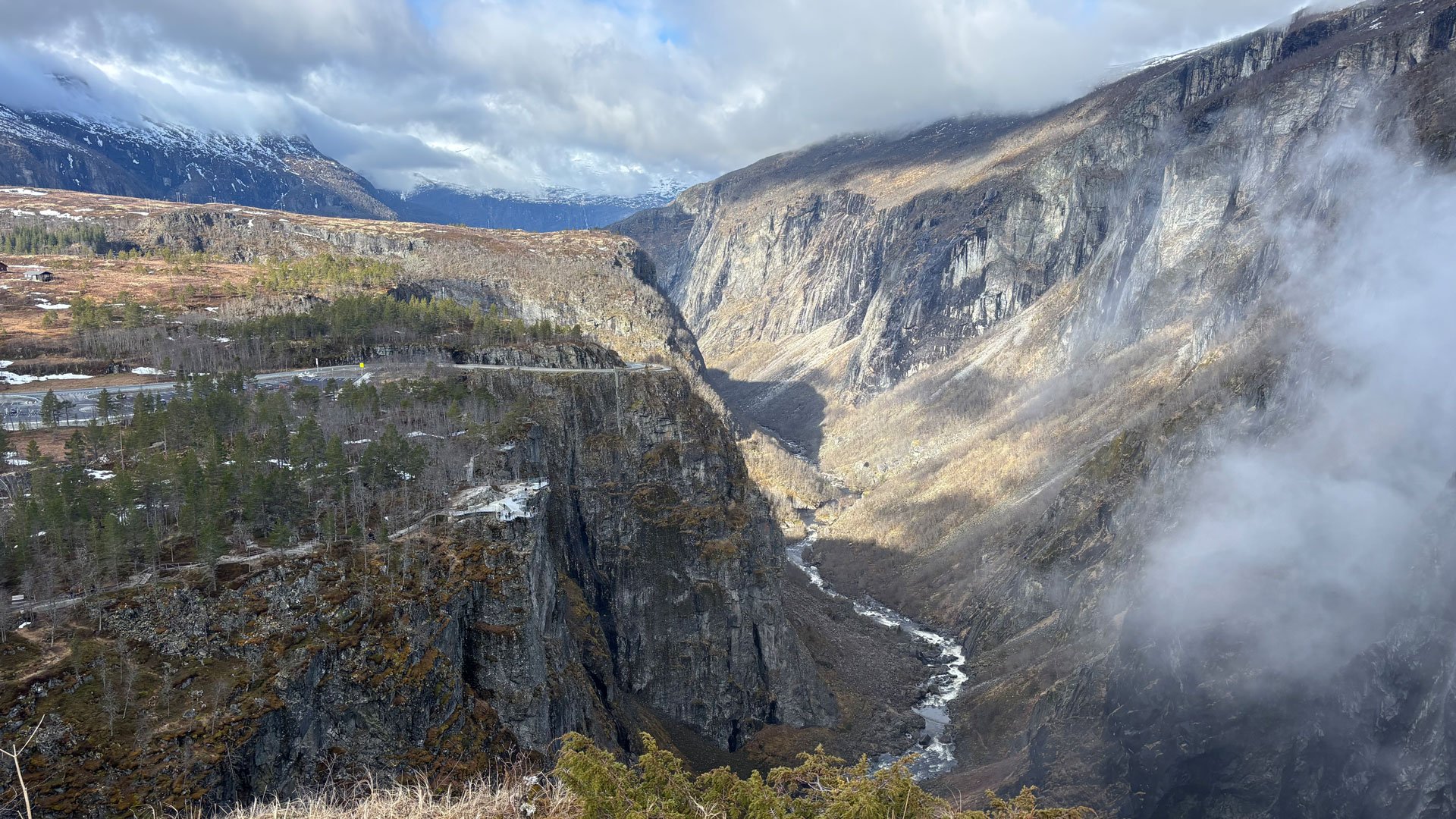 Hardangervidda-Naturzentrum und Vøringsfossen auf eigene Faust