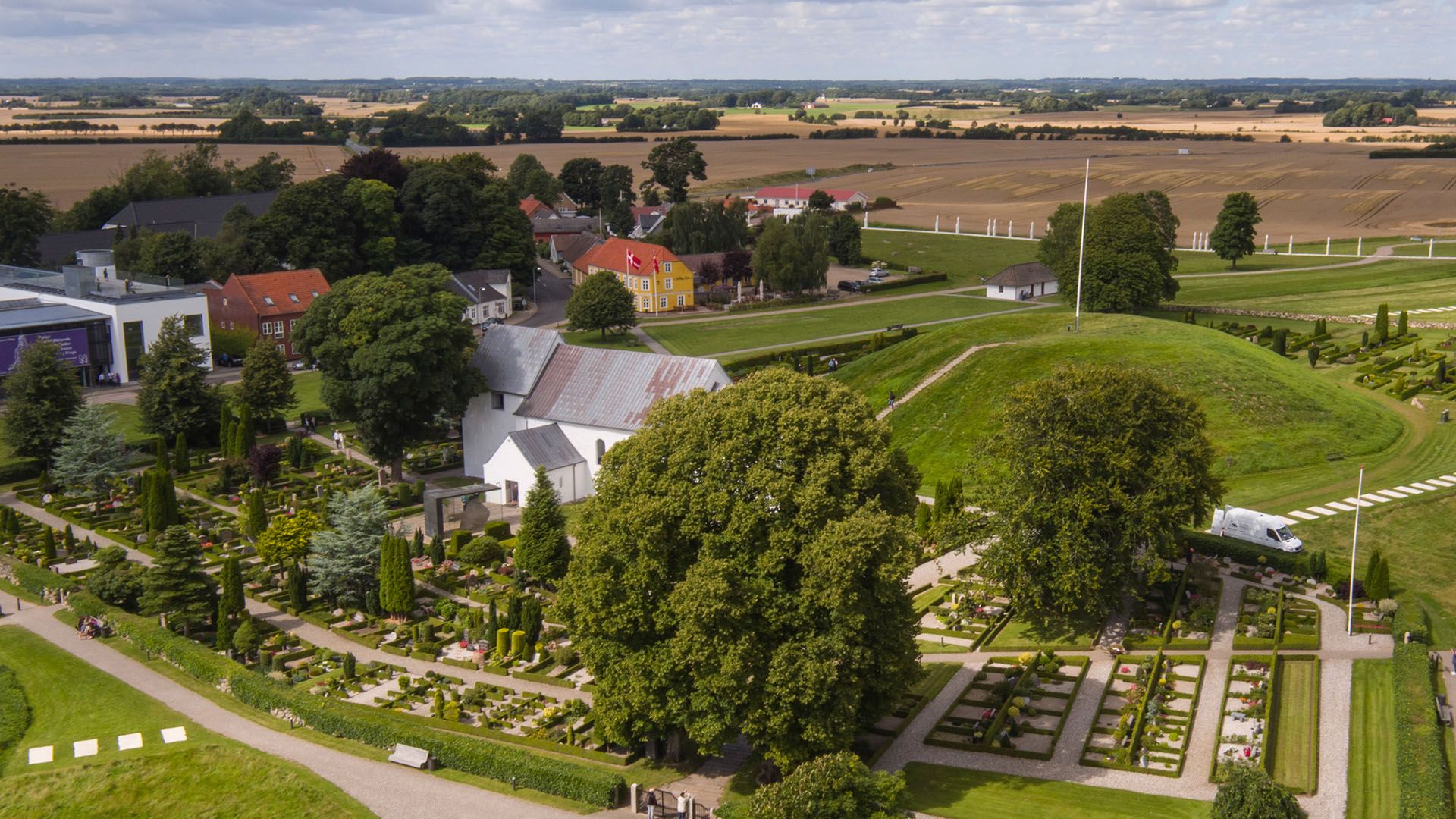 Erlebniszentrum Jelling - Monumente aus der Wikingerzeit
