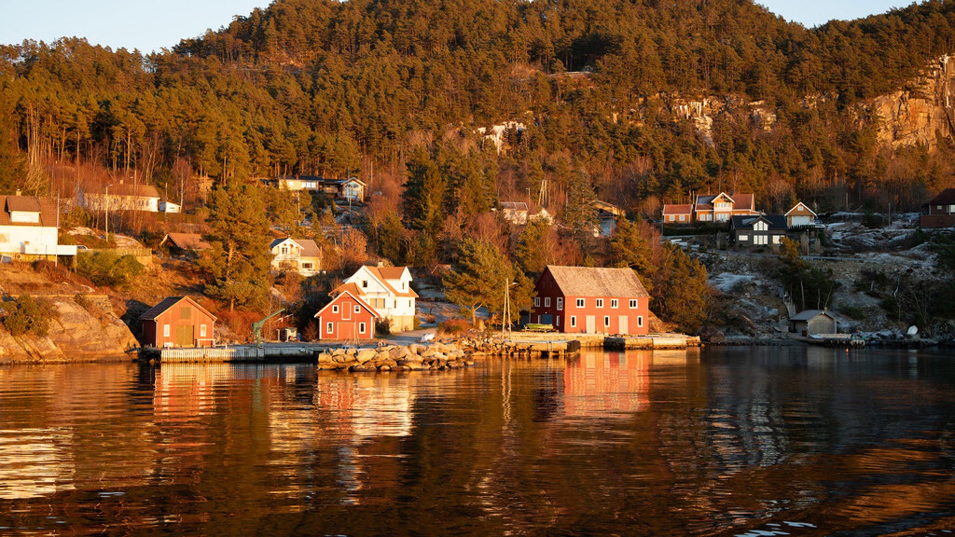 Die verborgenden Schätze der Sjernarøy- Inseln
