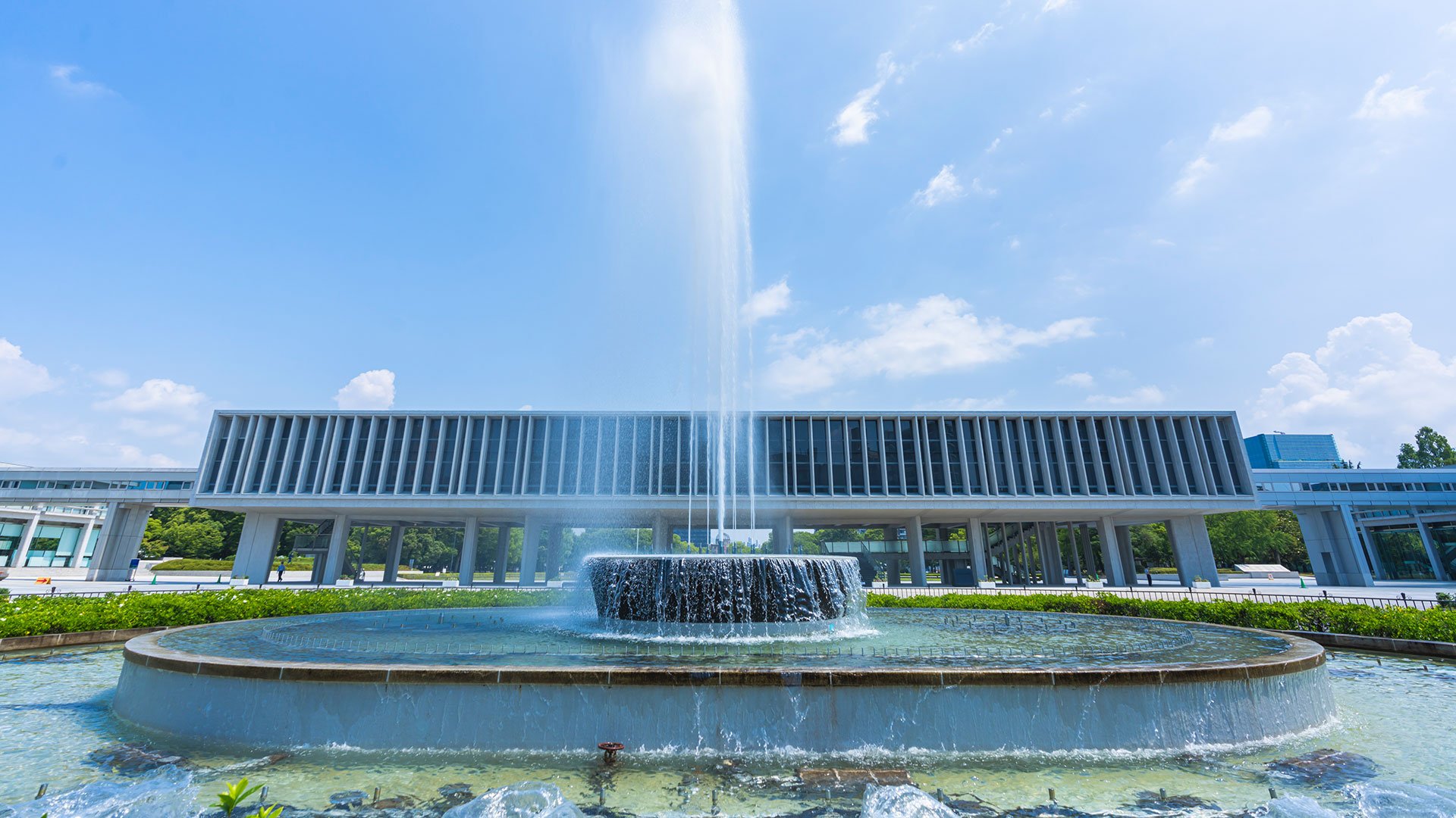 Sake-Hauptstadt Saijo und Friedensmuseum