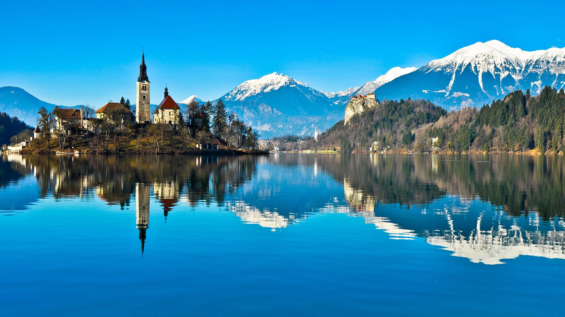 Legendenumwobene Insel auf dem Bleder See