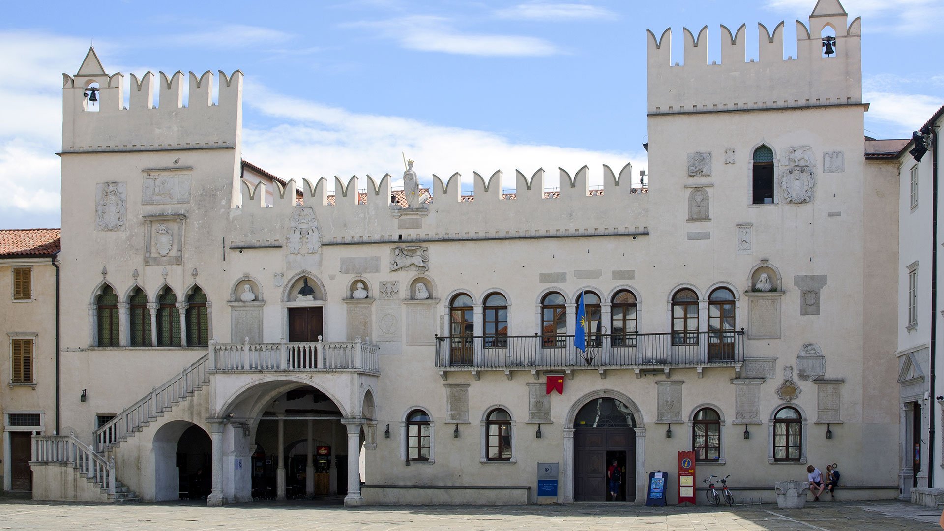Koper zu Fuß erleben