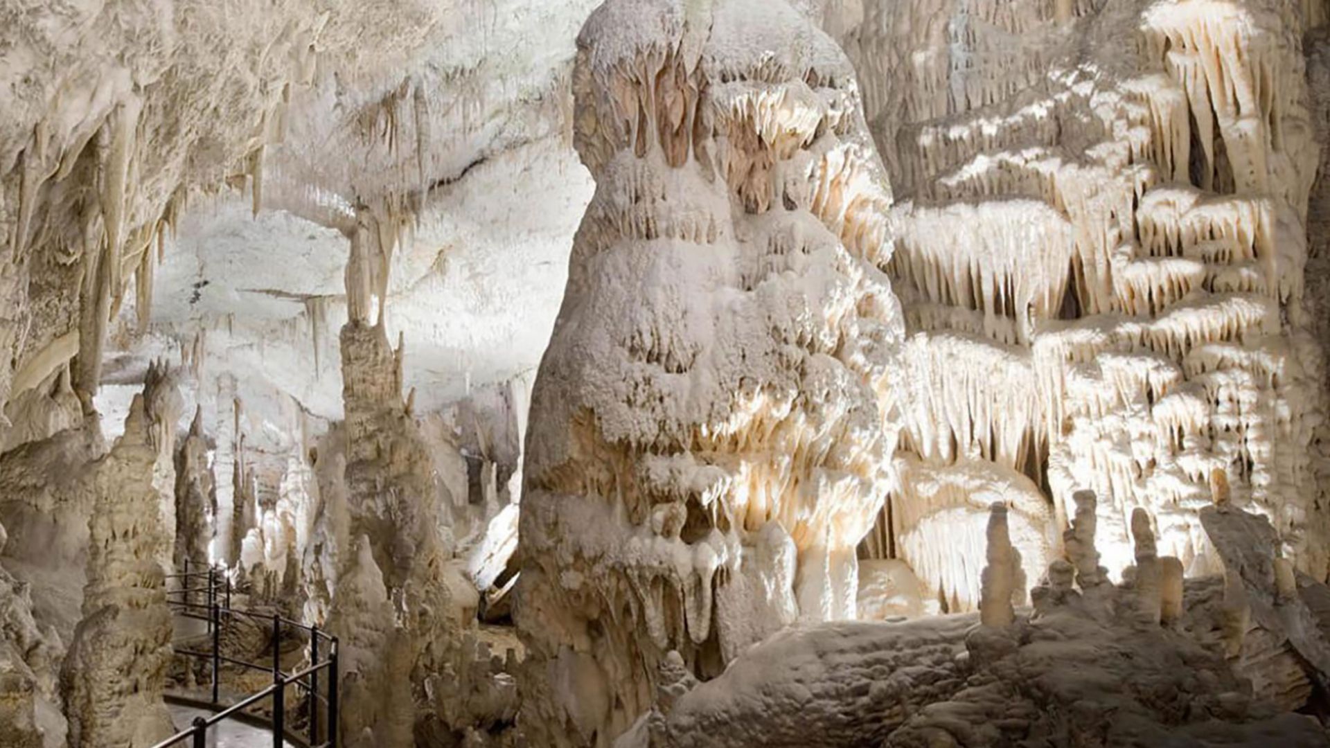 Abenteuer in der Postojna-Höhle