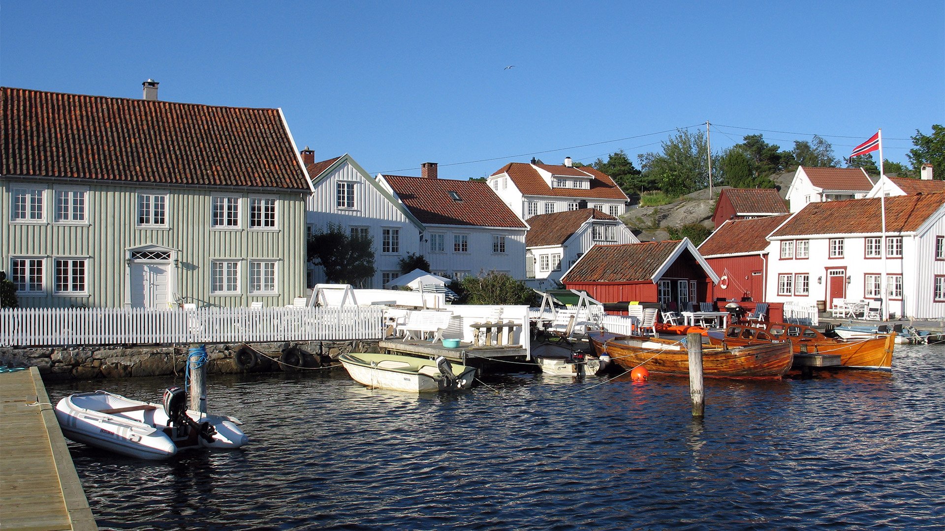 Komm an Land: Charmantes Lillesand 