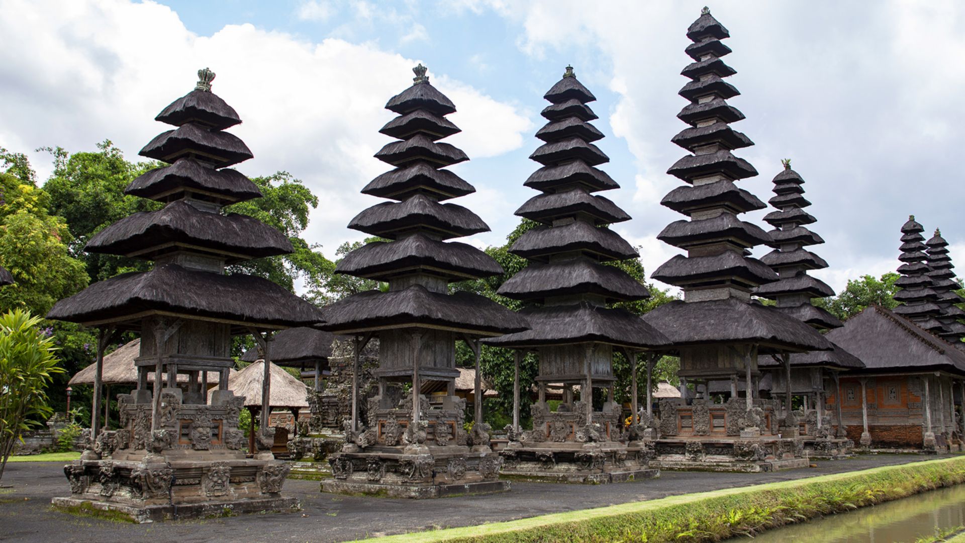 Lingsar Tempel und indonesische Handwerkskunst