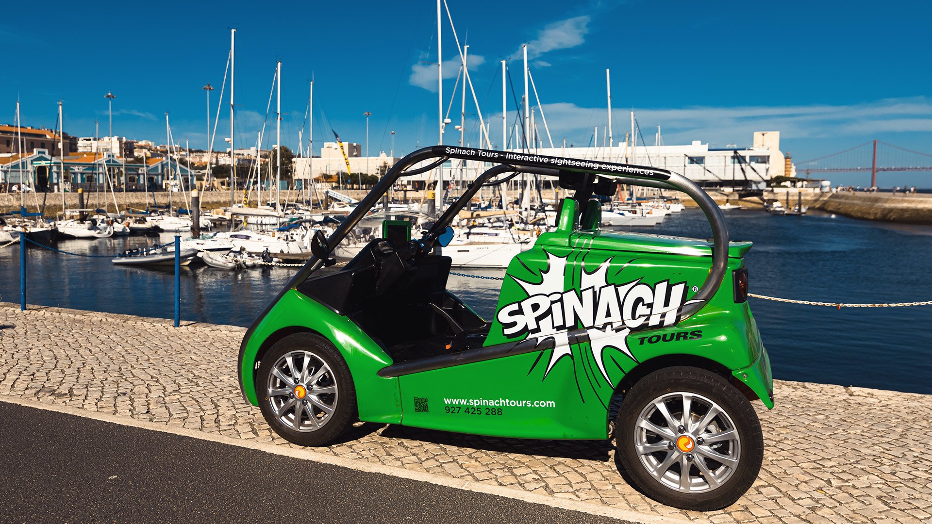 Funchal erleben: Innovativ und Interaktiv im Elektroauto