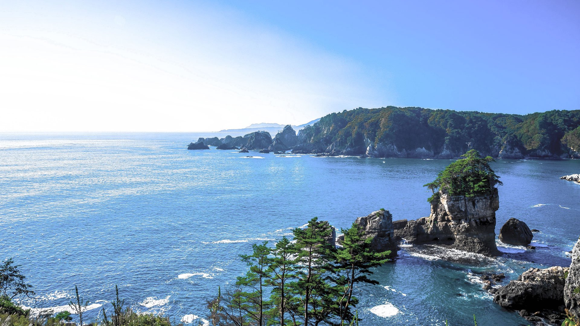 Beeindruckende Panoramafahrt entlang der Ostküste Japans