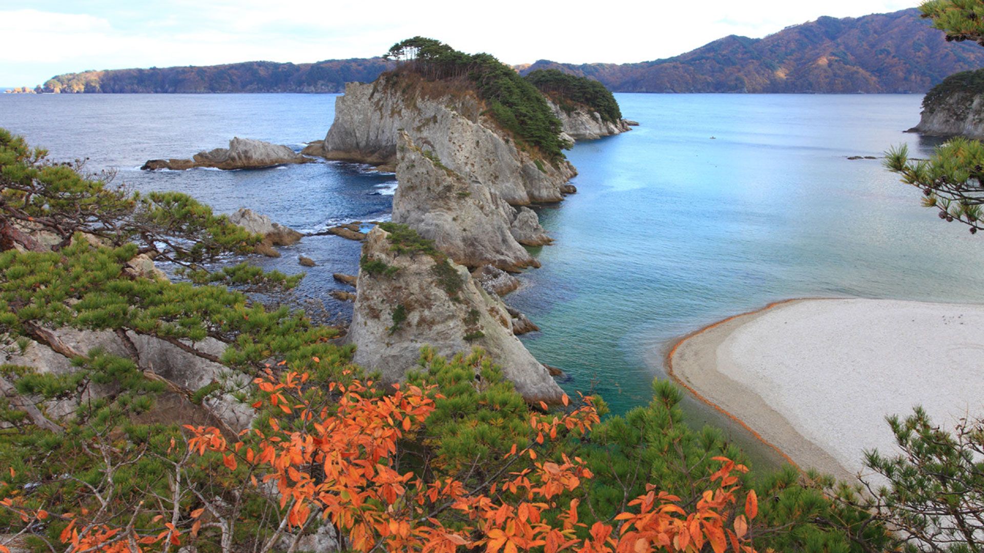 Ryusendo-Höhle und Jodogahama-Strand mit Mittagessen