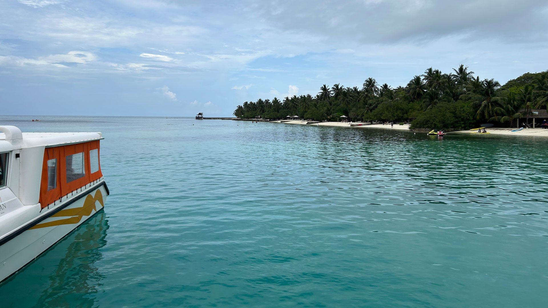 Adaaran Hudhuransfushi Resort (halbtags)