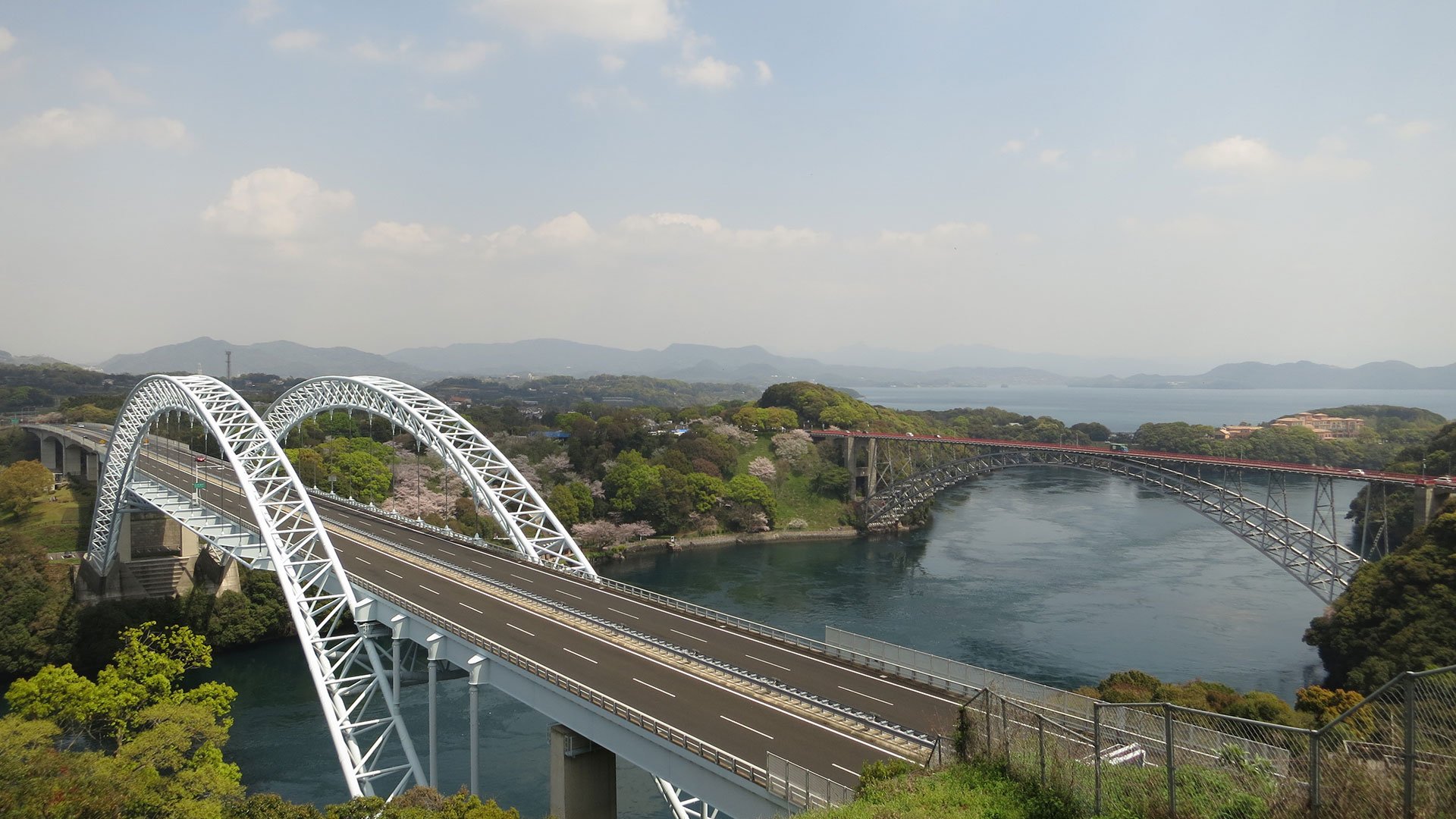 Saikai-Brücke und 99 Inseln