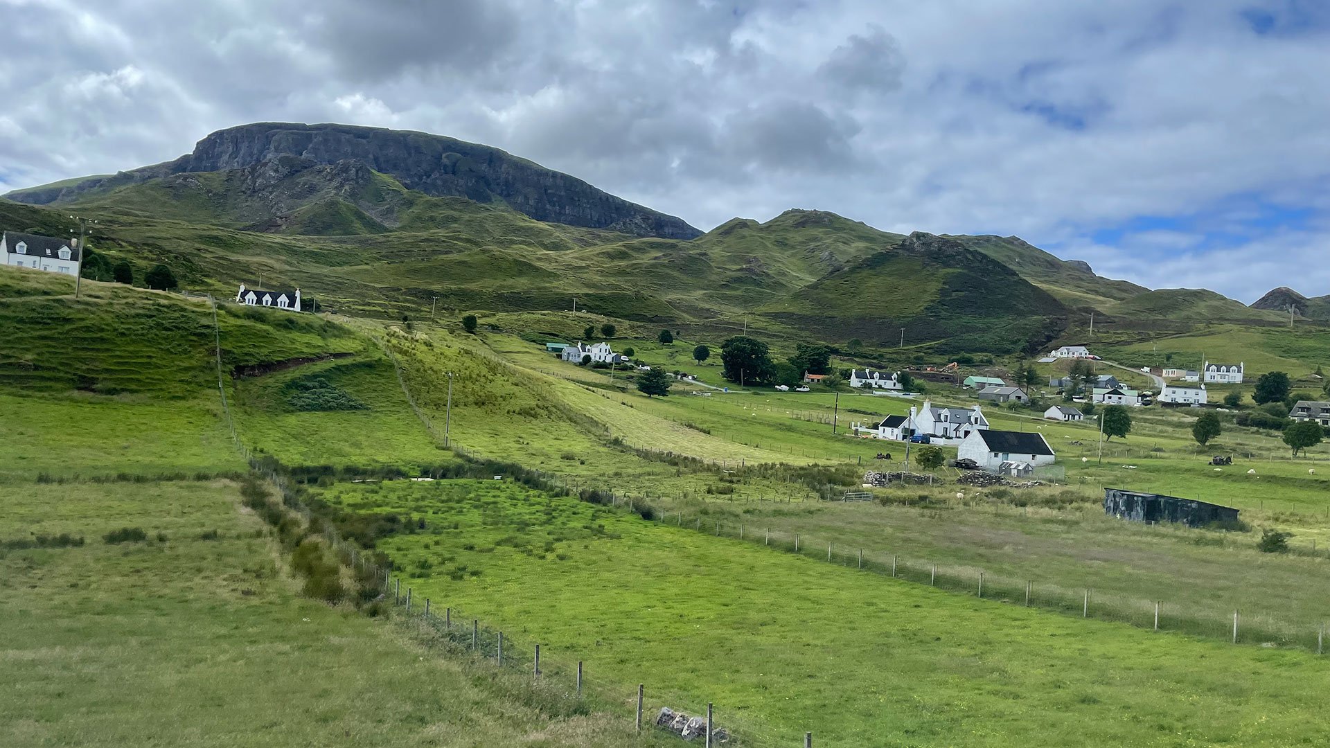Landschaftsfahrt in die Umgebung von Portree