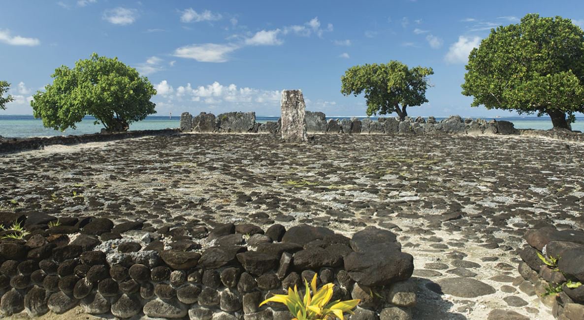 Perlenstation und Tempel Marae Taputapuatea