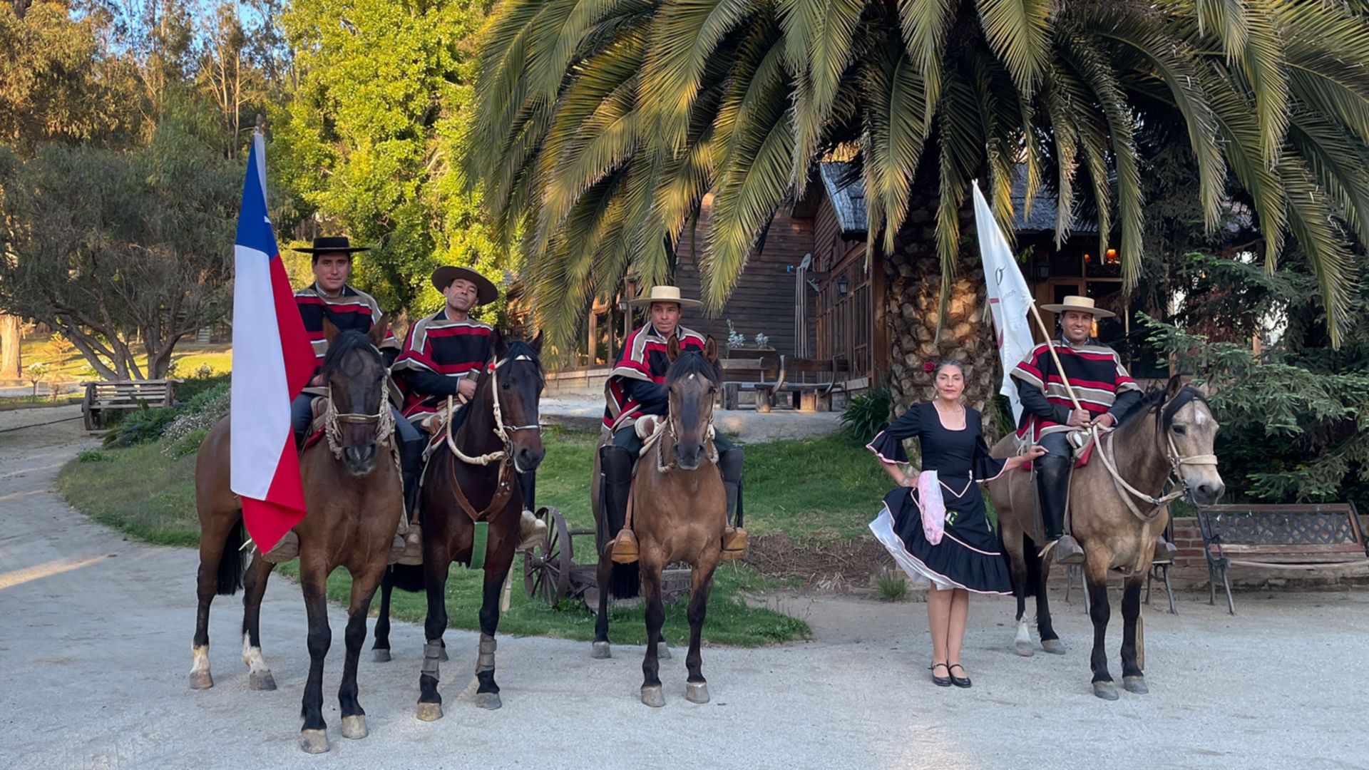 Abendessen und Chilenisches Rodeo im Casablanca Tal