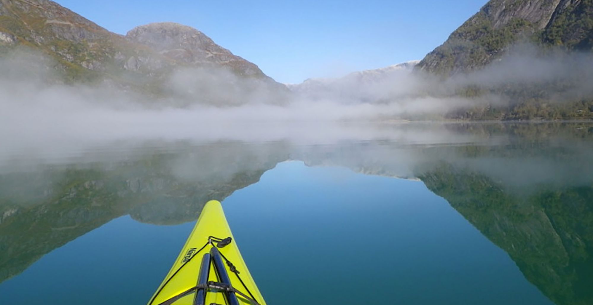 Kajak-Tour auf dem idyllischen Lustrafjord