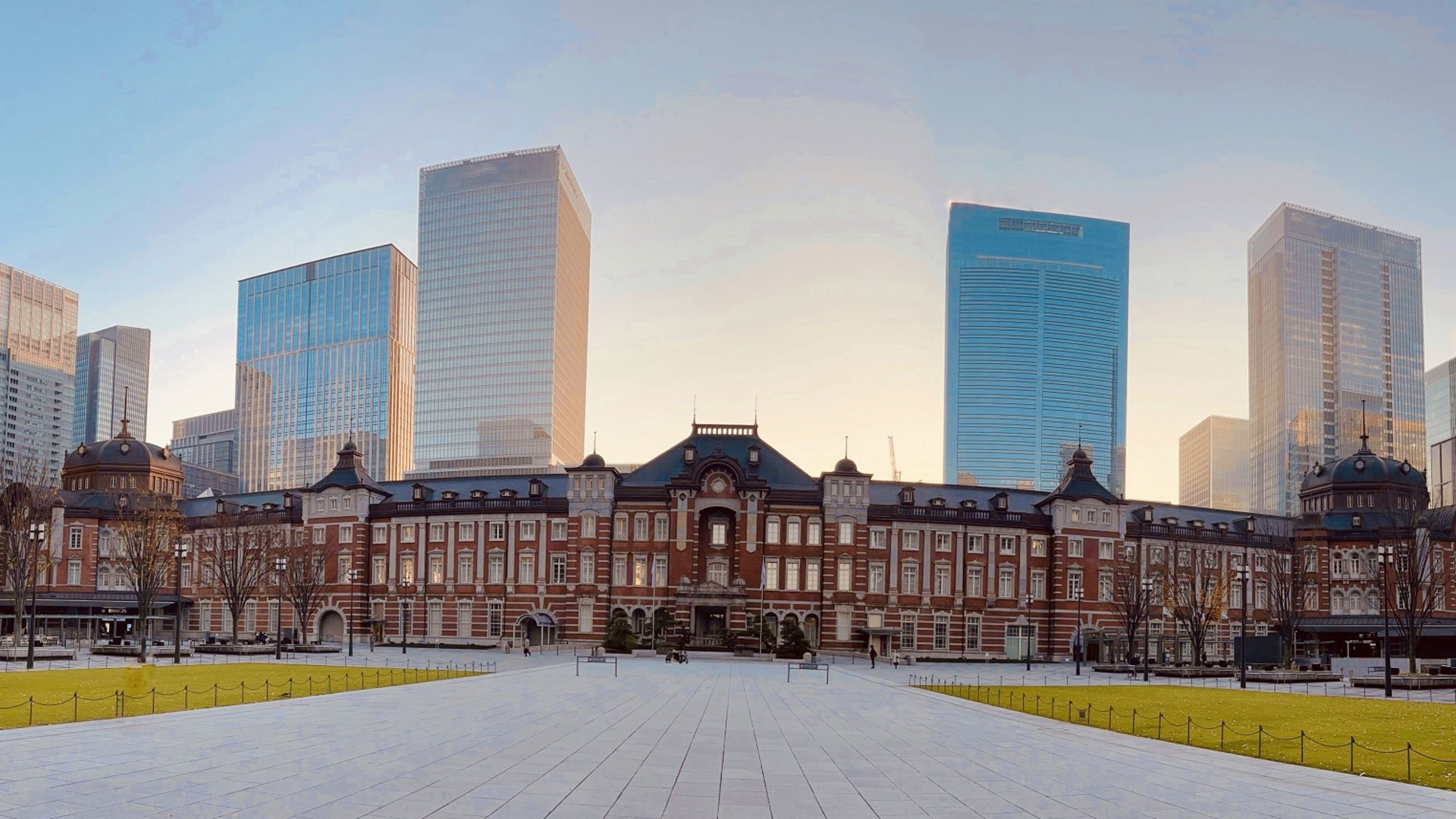 Historischer Bahnhof und Marunouchi Viertel