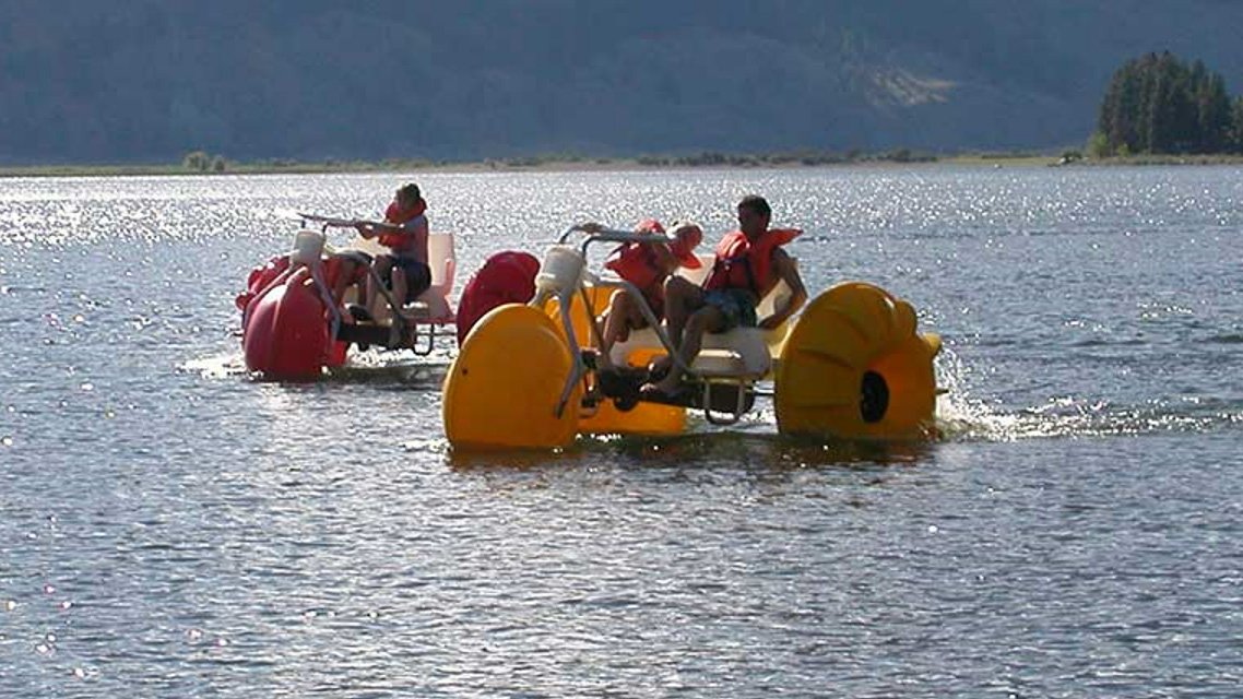 Zu zweit auf dem Hydrobike