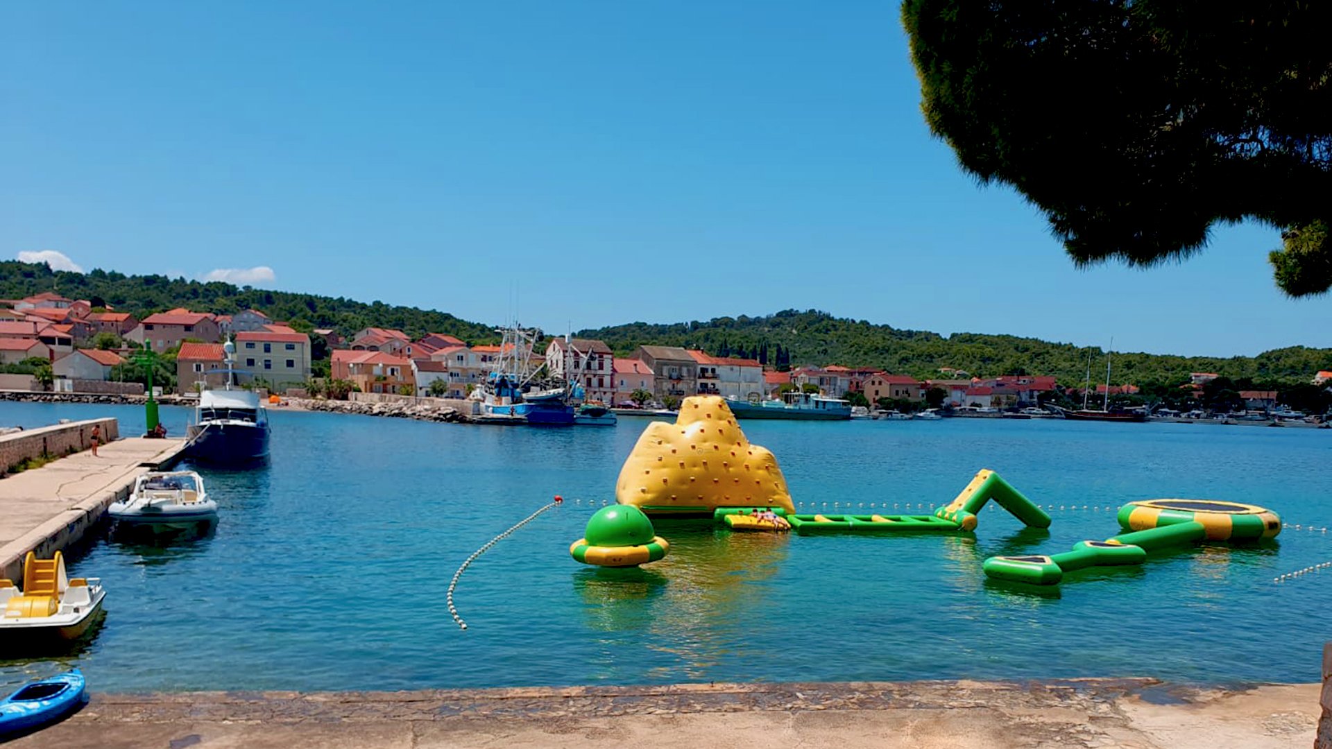 Bootsfahrt und Baden