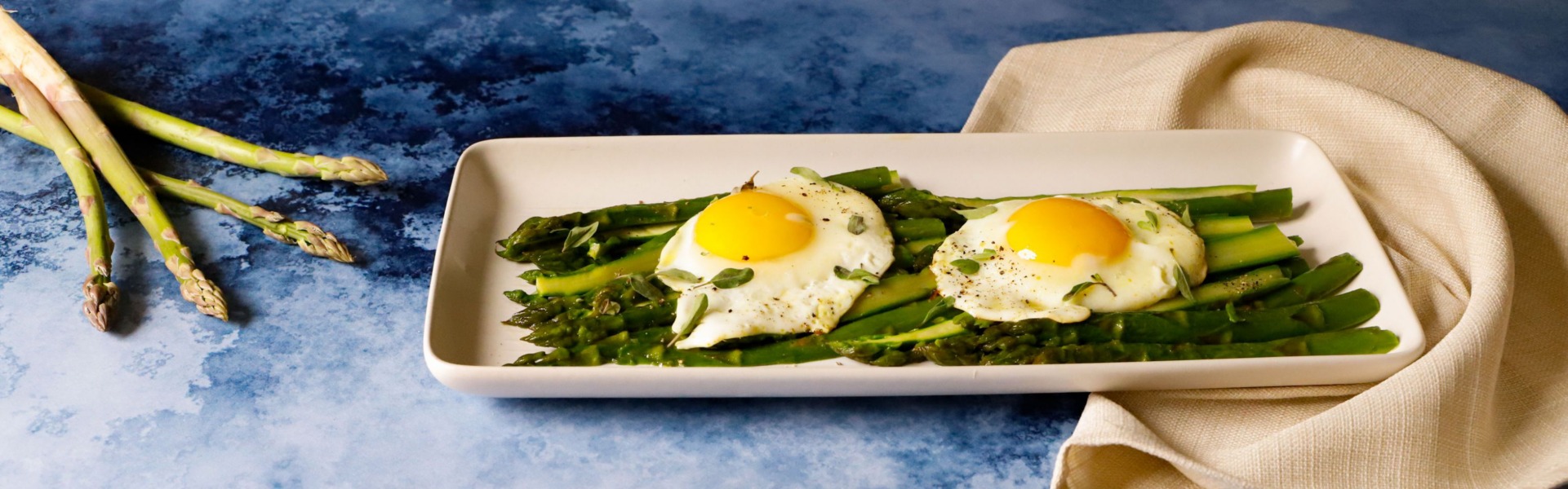 Asparagi alla milanese