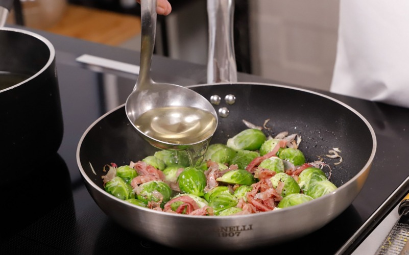 Cuocere i broccoletti con lo speck