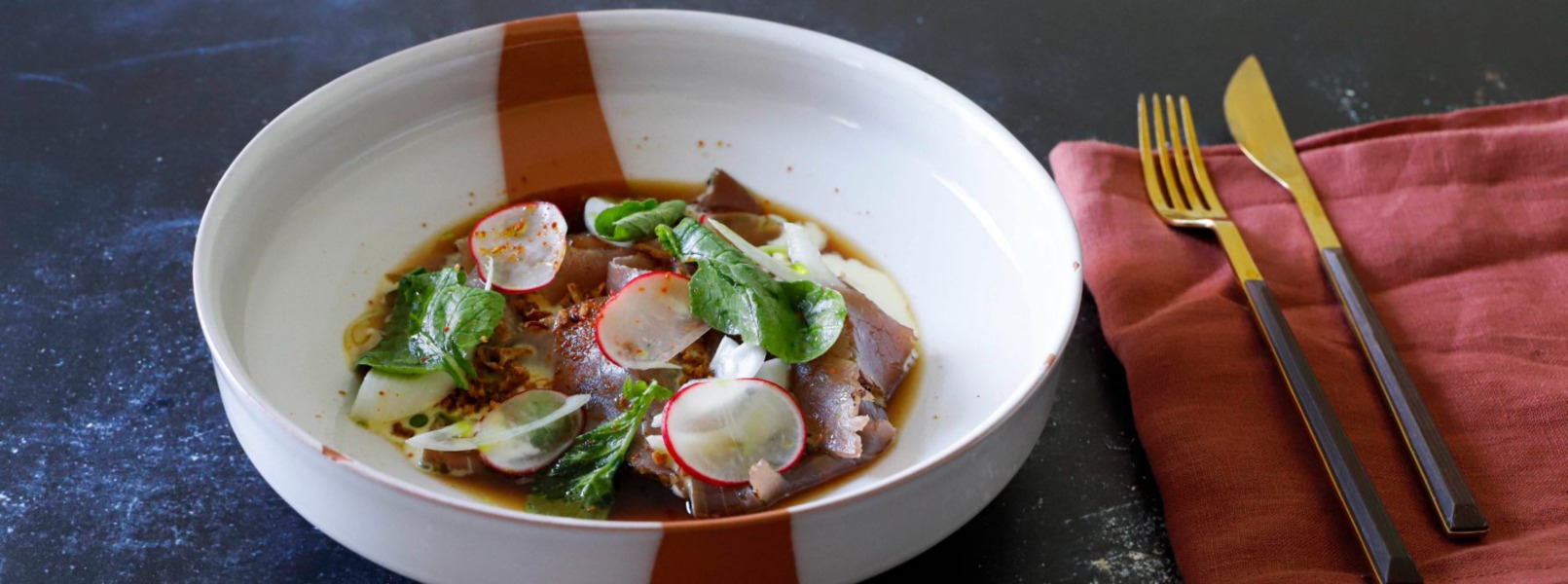 Carpaccio di tonno gourmet con maionese al wasabi