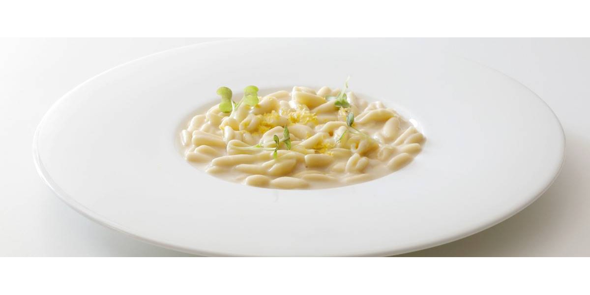 Cavatelli con alici, provolone valpadana dolce e limone