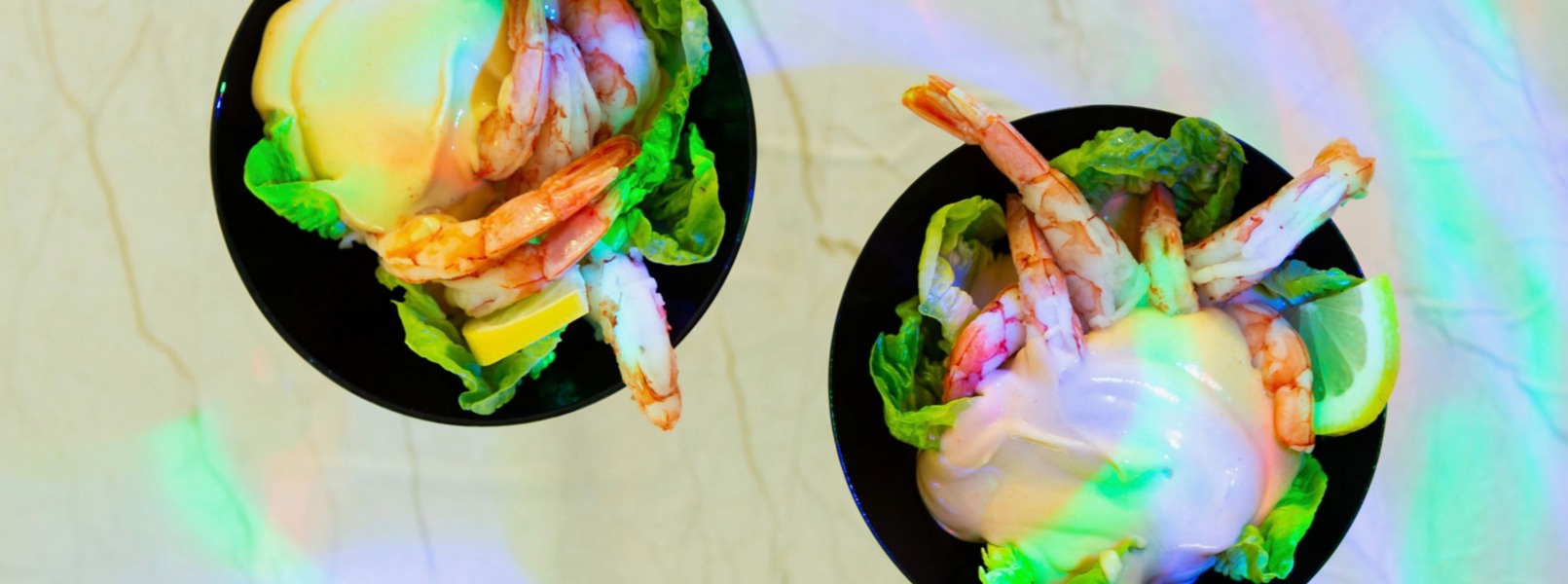 Cocktail di gamberi con salsa rosa, il menu anni '80