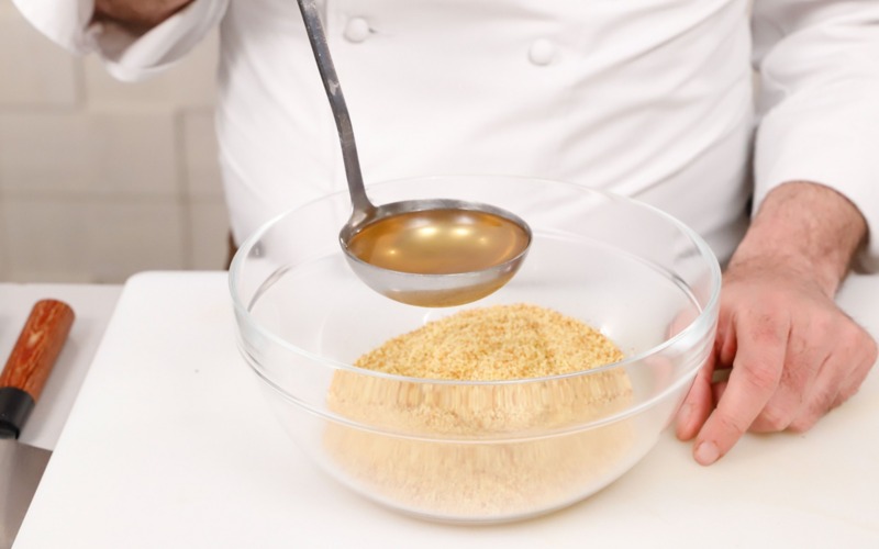 bagnare cous cous con brodo