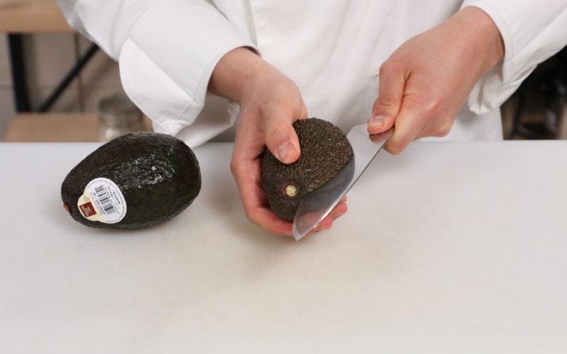 Preparazione crema di avocado