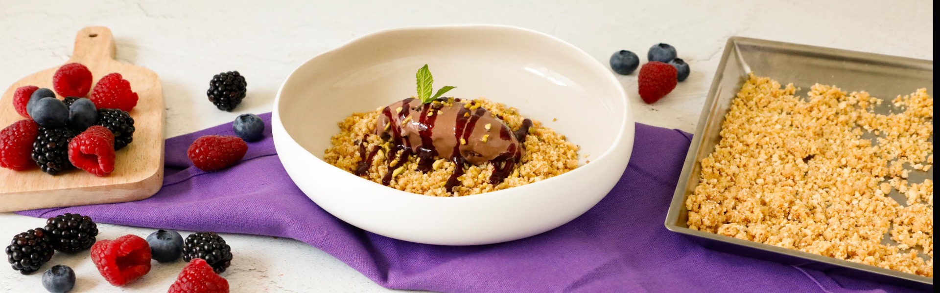 biscotti-gelato-al-cioccolato-frutti-rossi