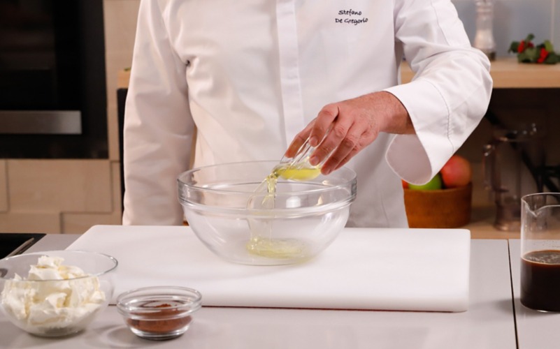 dividere tuorli albumi