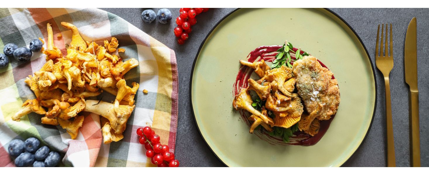 Finferli, animelle e salsa ai frutti rossi