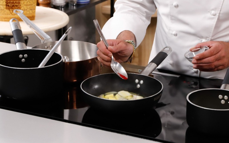 preparare crema di zafferano acido