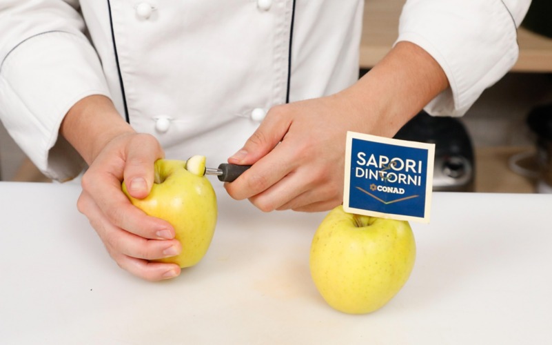 ricavare e condire sfere di mele