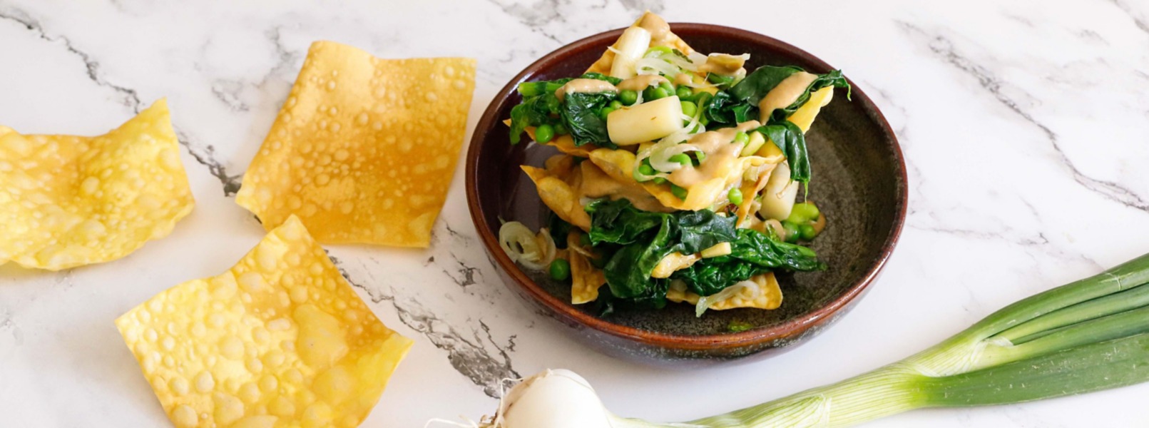 Lasagne vegan con zafferano e verdure primaverili