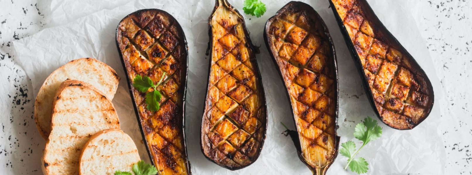 Melanzane al forno croccanti e polpose