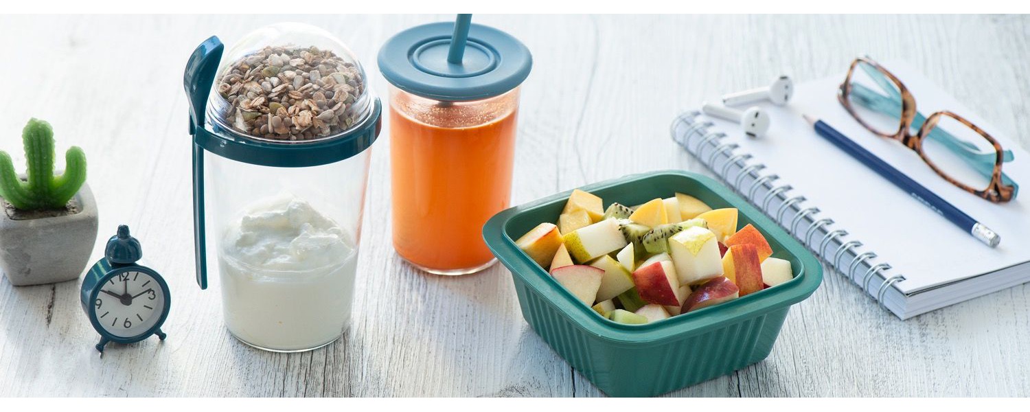 Macedonia, yogurt e semi, centrifuga di carote, zenzero e limone