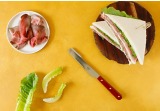 Club sandwich con roast beef, crema al tartufo, senape e insalataalt