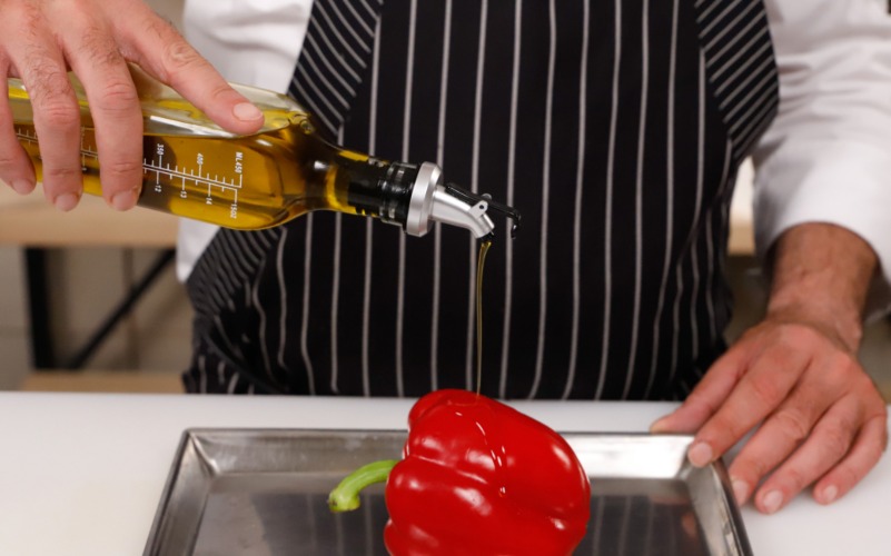 Pasta con crema di peperoni cotti al forno