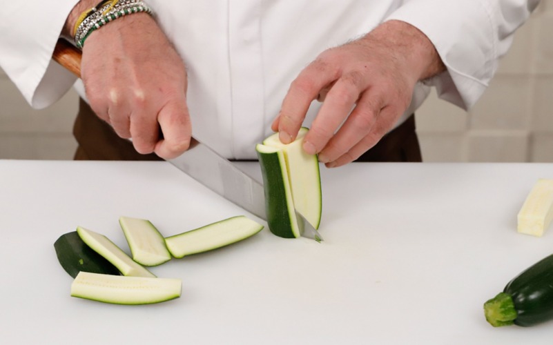tagliare zucchine 