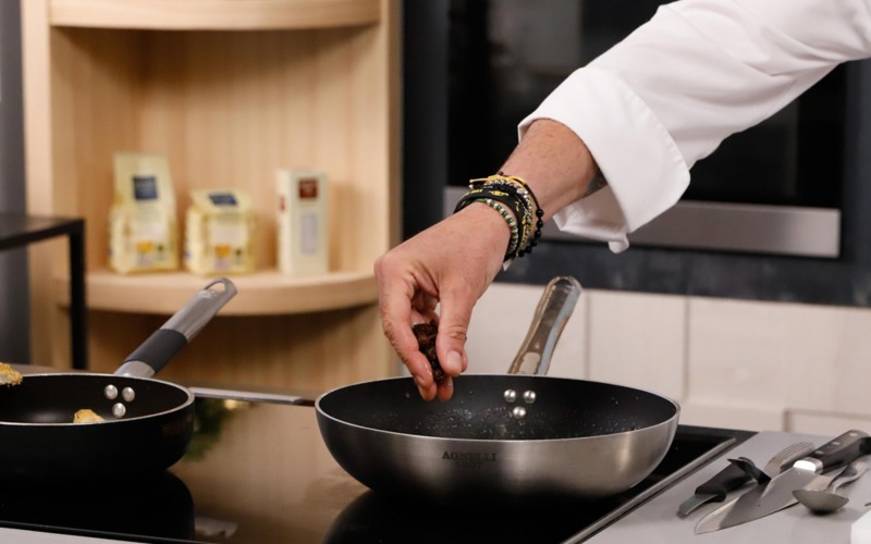 aggiungere uvetta ammollata