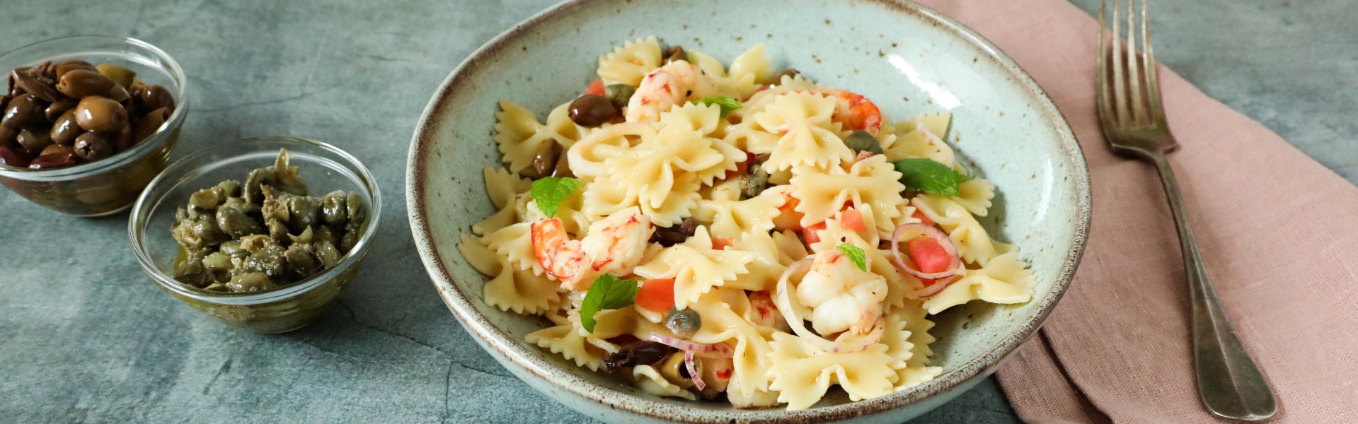 pasta-fredda-gamberi-pomodori-olive