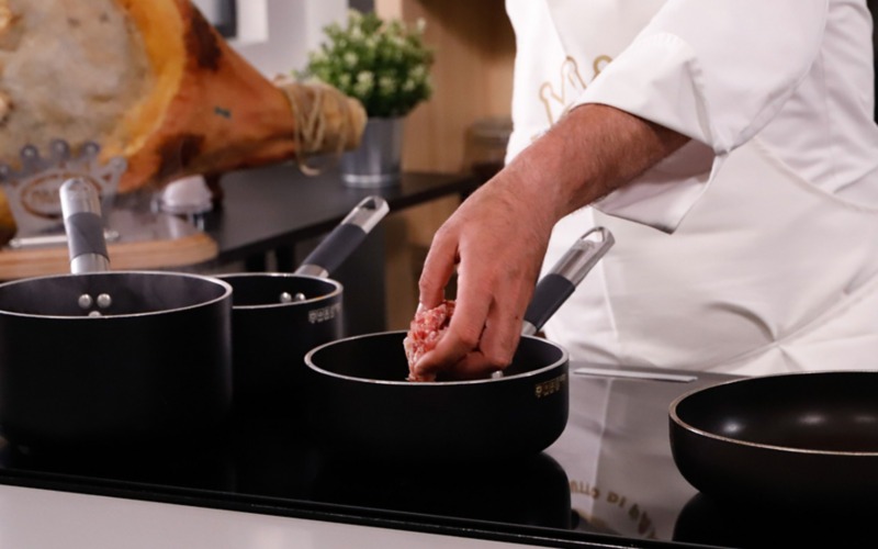 aggiungere prosciutto