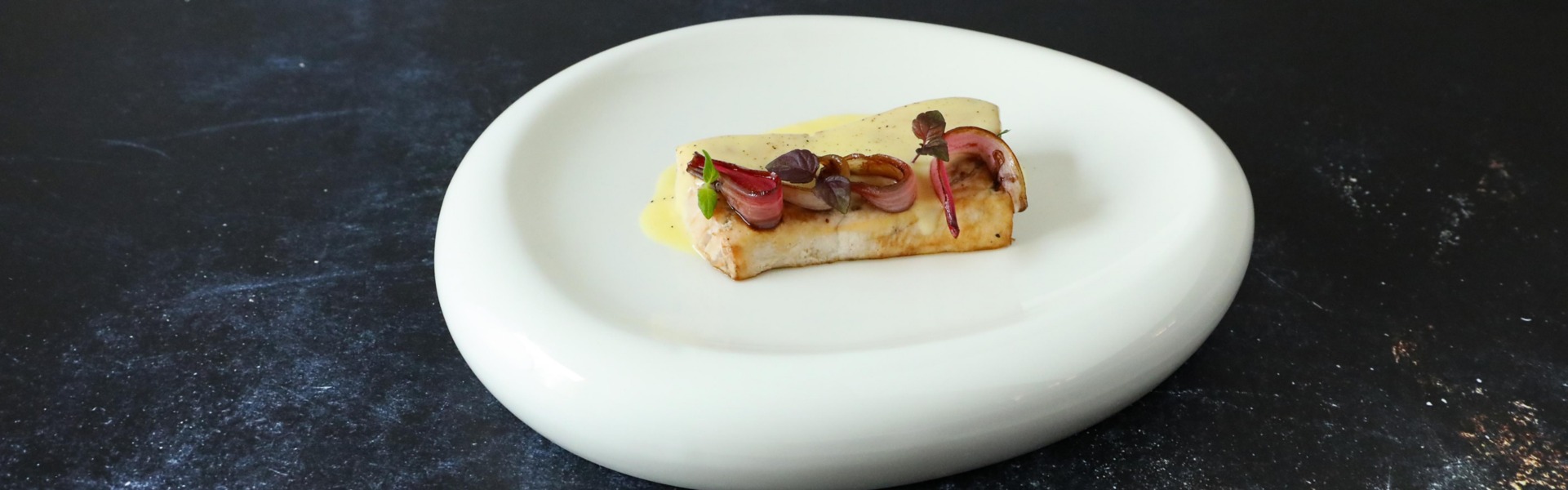 pesce-spada-con-salsa-agli-agrumi