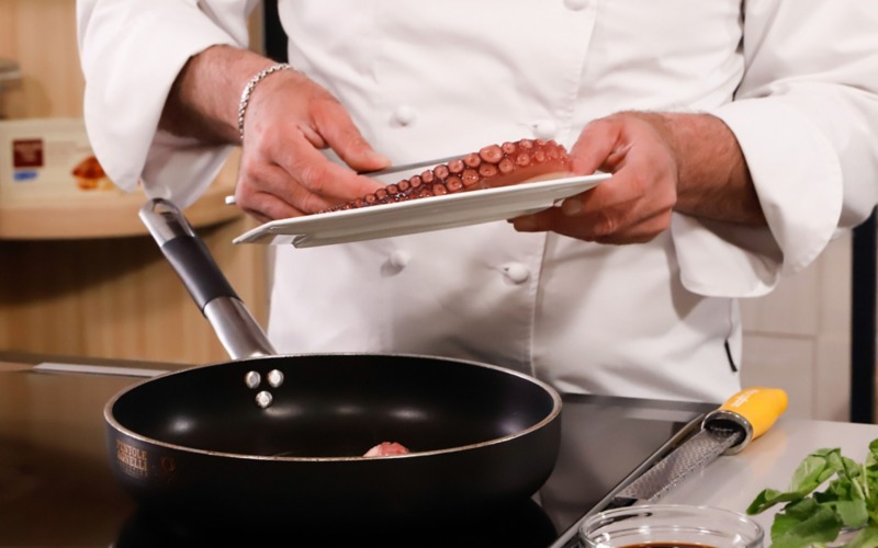 cuocere polpo padella