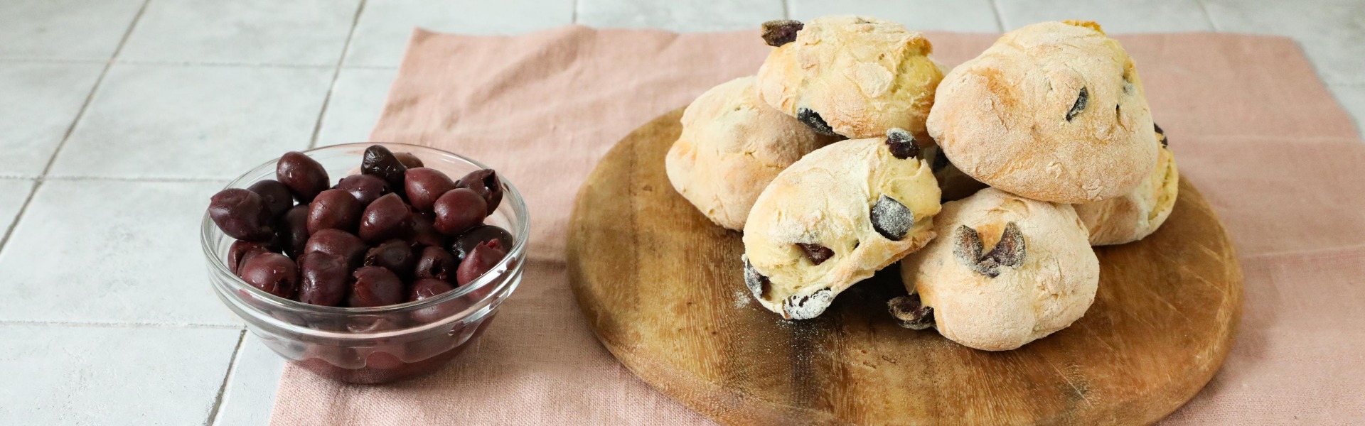 puccia-salentina-con-olive