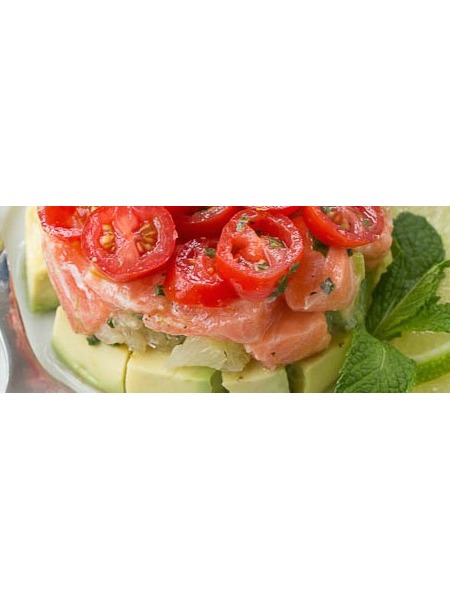 Tartare di salmone datterini e avocado