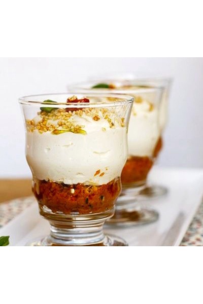 Mousse di baccalà mantecato su pesto di pomodori secchi