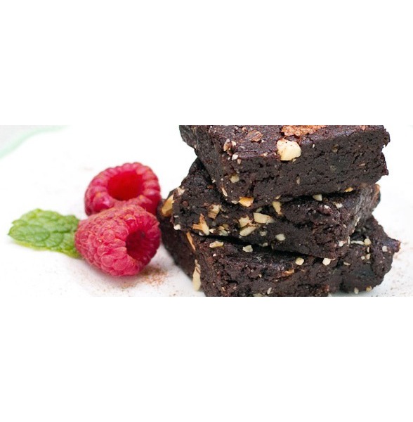 Brownies vegani e crudisti con cioccolato di modica e datteri